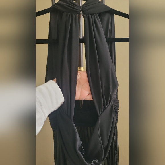 STUNNING! Betsy & Adams Ombre Formal Gown - Picture 4 of 8